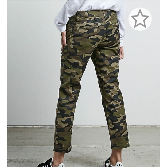 Volcom camo pants - Picture 2 of 6